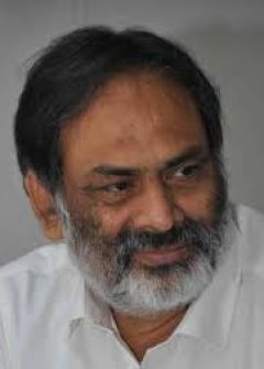 SM aKhtar